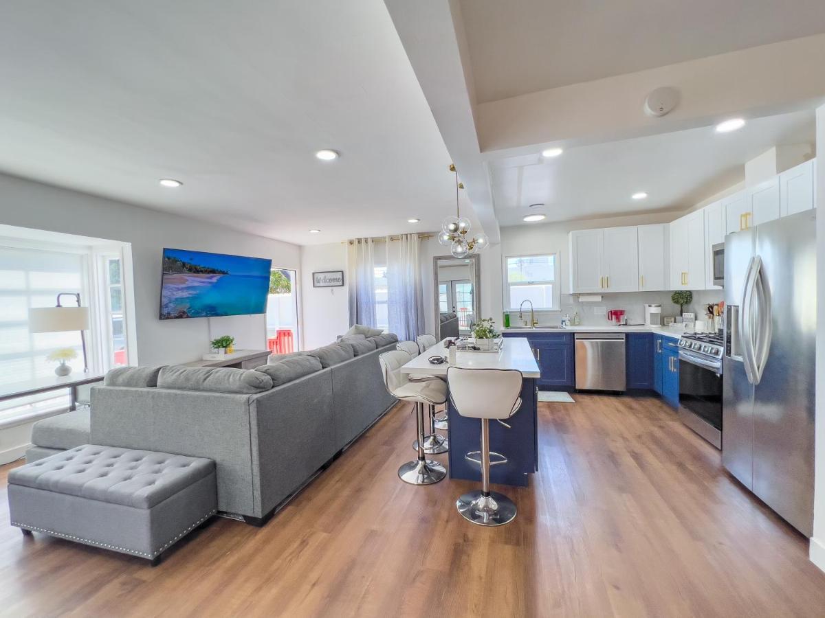 Luxury Villa With Hot Tub! Walk To Beach & Bars Long Beach Extérieur photo