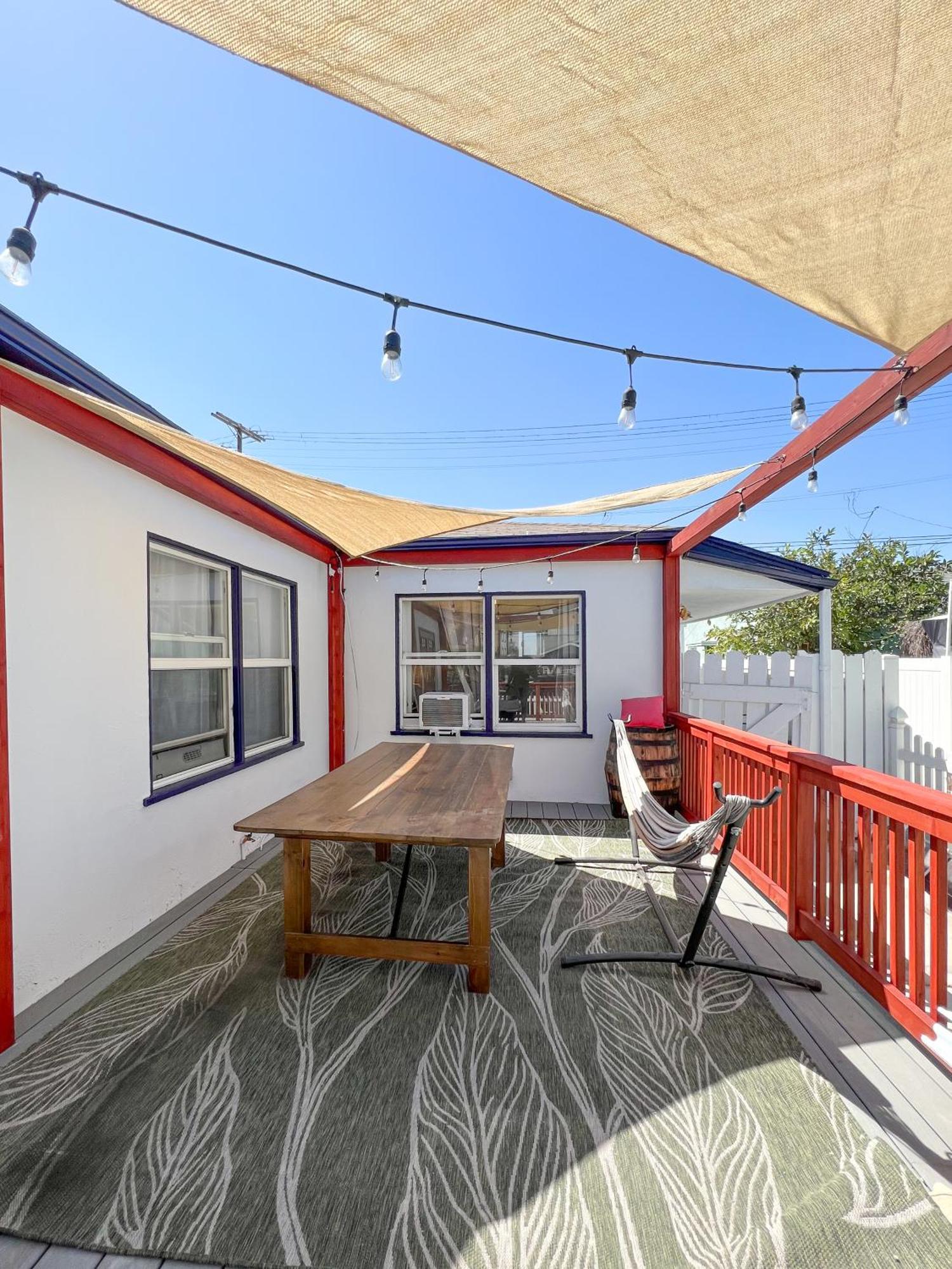 Luxury Villa With Hot Tub! Walk To Beach & Bars Long Beach Extérieur photo